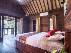Lembongan Garden Cottages