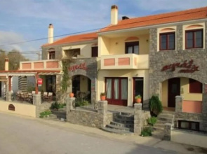 Aigiali Rooms