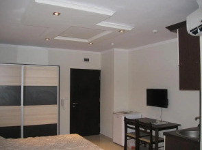 Солнечная студия на Солнечном берегу Sunny studio on Sunny Beach