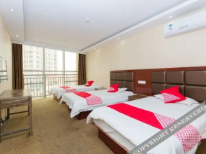 Huayi Hotel (Rizhao Liqun)(如家联盟·华驿酒店(日照利群店))