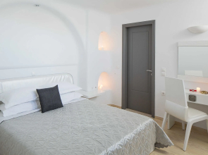 Santorini Princess Presidential Suites