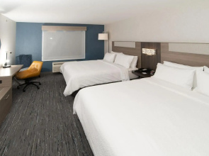 Holiday Inn Express & Suites Moose Jaw, an IHG Hotel