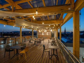 Dean’s Home Budapest