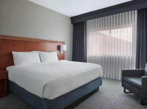 Courtyard by Marriott New Carrollton