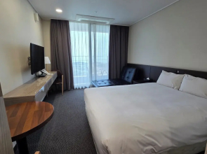 Riviera Hotel Yeongjong