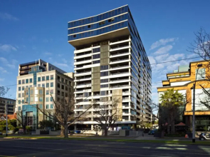 568 St Kilda Road Apartments by TWIG