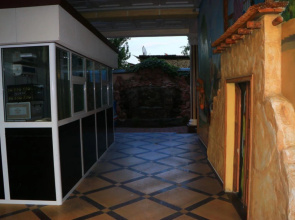 O'zbek Hotel