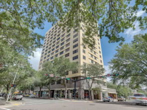 Downtown Studio w/ City Views in Jacksonville!