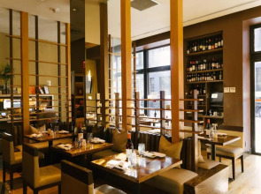 Отель Amsterdam Court