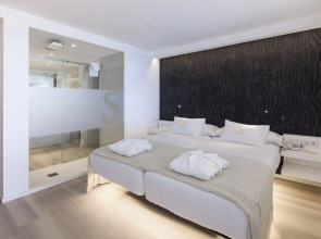 Sud Ibiza Suites
