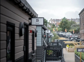 Goodstay Lodges by Urban Space