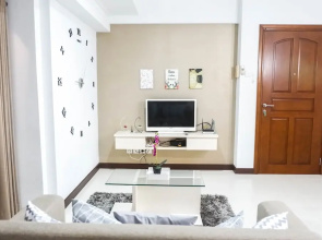 Convenient 3BR Apartment at Waterplace Residence Pakuwon Indah