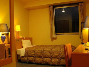 Riverside Hotel
