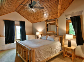 Lumberjack Lodge