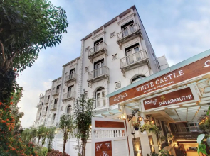 White Castle  (Boutique Apartment Hotel)