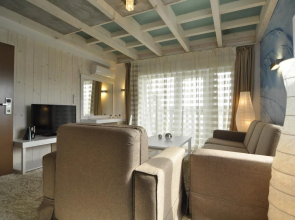 Aparthotel Seasons