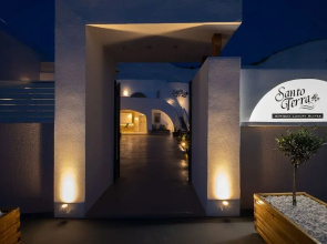 Santoterra Antigua Suites