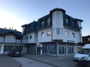 Grande Plus Apartment Dzungla