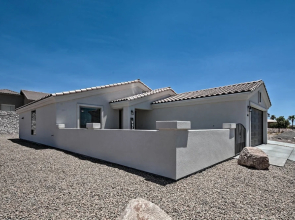 Luxe Home w/ OHV Access, 5 Mi to Lake Mohave!