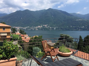Lovely Apartment Overlooking Lake Como