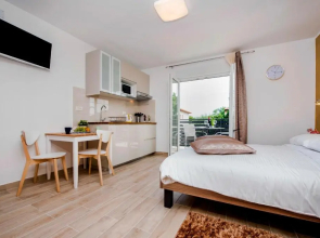 Apartment and Studio Tereza