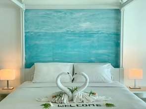 Sand Sea Beach Resort