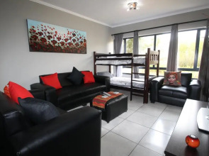 Jackal Creek Self-Catering Apartments