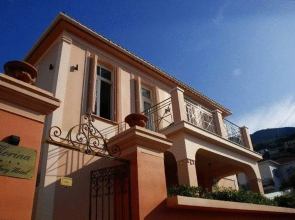 Korina Gallery Hotel