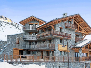 Hotel L'aigle Du Montana By Les Etincell