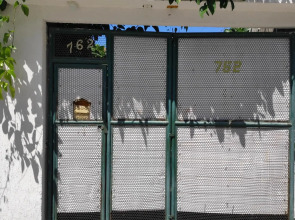 Flat com portão na Praia