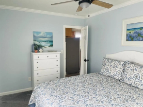 Ww407 West Tacony Avenue, 3rd Floor