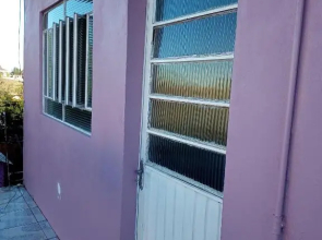 Apartamento com churrasqueira, ótima localização.