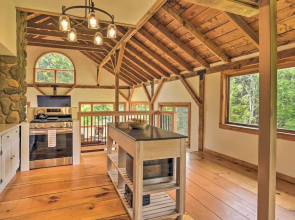 Charming Waitsfield Escape: 10 Mi to Sugarbush!
