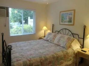 Islands West Resort by Island Vacation Properties