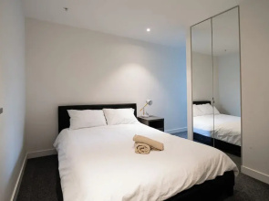 Kozyguru | Collingwood | 2B Townhouse