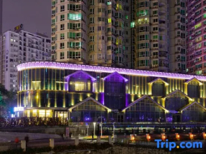 Kuanrong Suites Hotel (taiguli store, Chunxi Road, Chengdu)