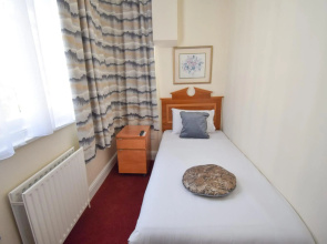 Pembridge Palace Hotel