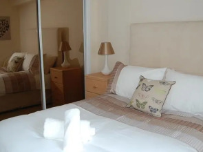 Langley Apartments - Fonthill Avenue