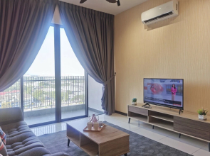 Luminari Suite by Homez Suite