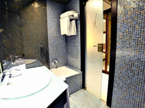 Отель Pierre Milano