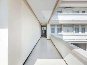 OYO 3809 Dalaga Biru Gedung 2