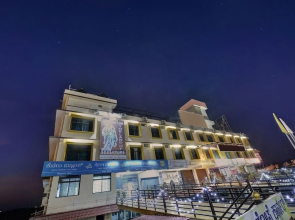 Capital O Hotel Samanvi International
