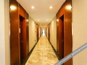 Tangerine Boutique Hotel