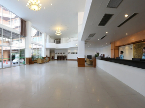 J - Town Serviced Apartments