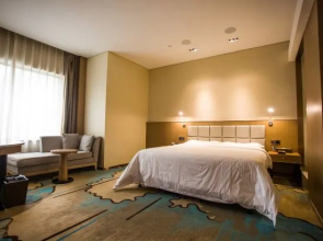 Xiaogan Shiguangji 2046 Hotel