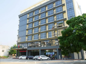 GreenTree Inn Qionghai Bo'ao Railway Station