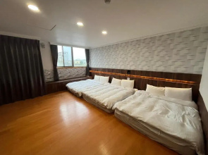 Dongshan River Resort Farm