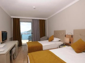Sunrise Hotel