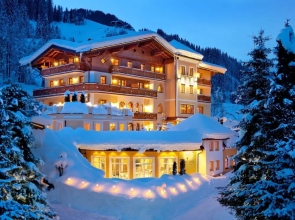 Apartment in Kleinarl Near Ski Slopes