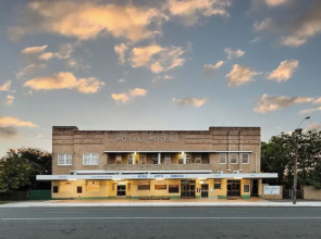 Royal Hotel Dungog